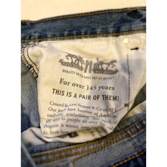 Levis Mens Jeans 505-42x30 Striaght Leg Light Wash Blue Denim Regular Fit - Picture 5 of 5